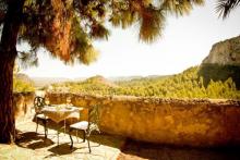 Gastronomía y descanso divinos en el Hotel & Restaurante Montsant