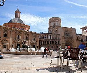 Valencia, ciudad comercial abierta 365 días