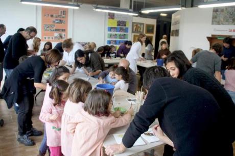 Taller familiar: HIPERCONNECTATS en Onda