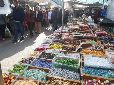 Mercados y mercadillos playeros en Benidorm